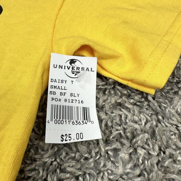 Universal Studios SpongeBob Big Face Yellow T-Shirt Size Small NEW - Picture 4 of 5